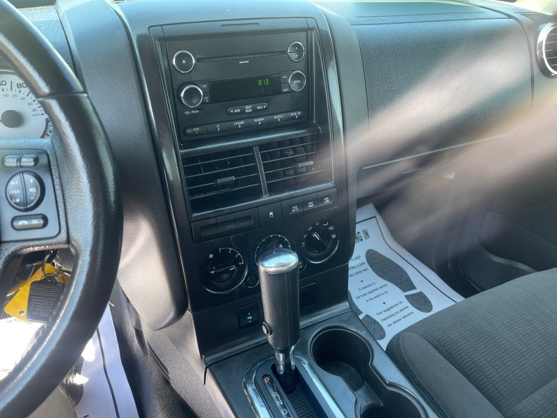 2010 Ford Explorer Sport Trac XLT