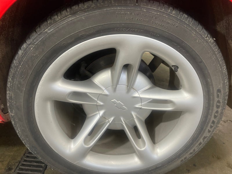 2004 Chevrolet SSR LS