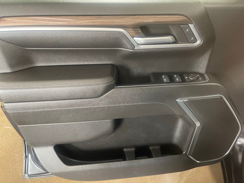 2022 Chevrolet Silverado 1500 LT (2FL)