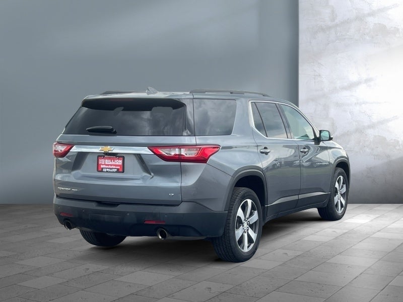 2021 Chevrolet Traverse LT Leather