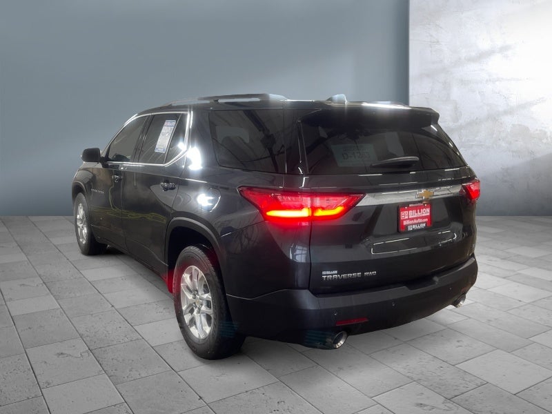 2021 Chevrolet Traverse LT Leather