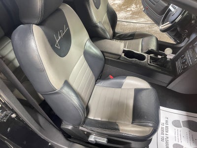 2006 Ford Mustang GT Deluxe