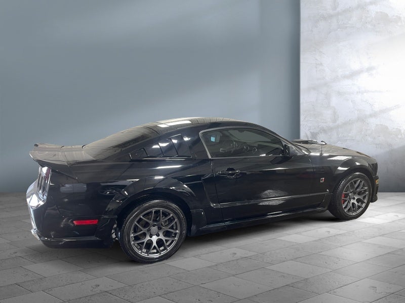 2006 Ford Mustang GT Deluxe