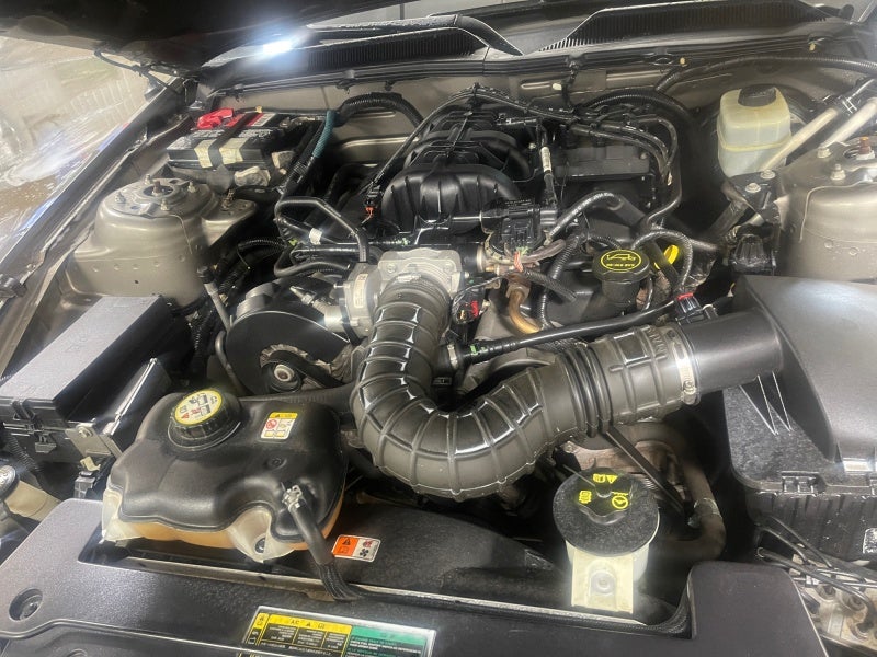 2005 Ford Mustang Deluxe