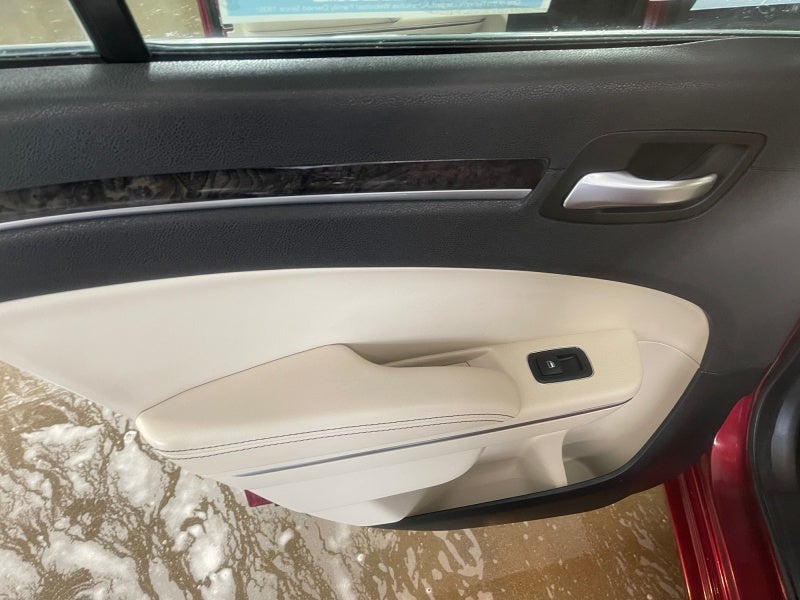 2018 Chrysler 300 Limited