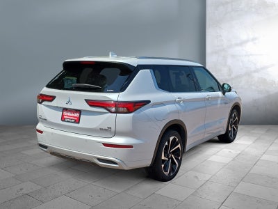 2024 Mitsubishi Outlander Plug-In Hybrid SEL