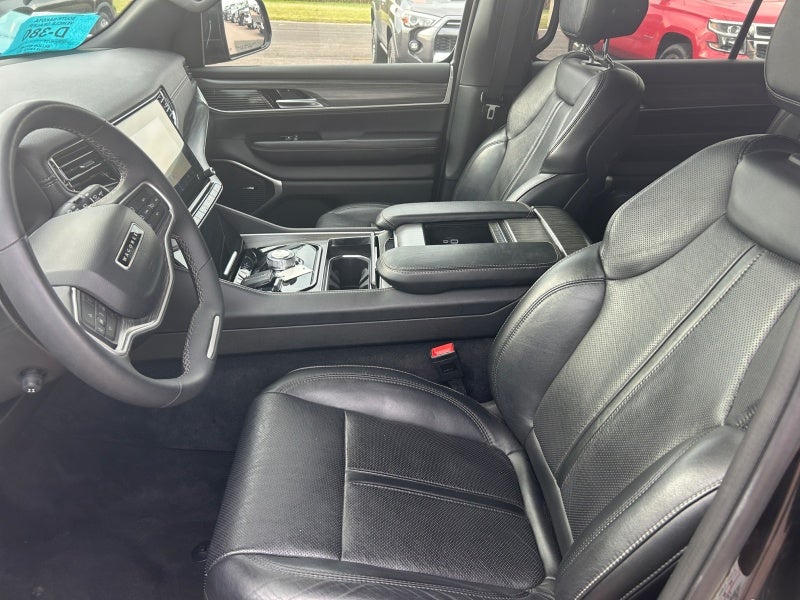 2023 Jeep Wagoneer L Series II