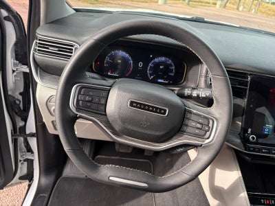 2024 Jeep Wagoneer L Series III