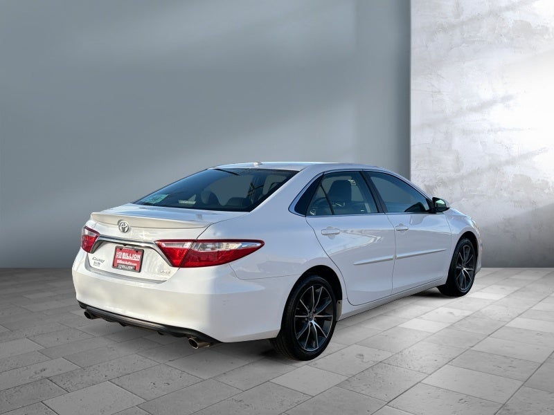 2016 Toyota Camry XSE