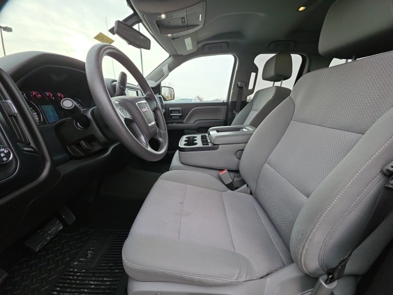 2018 GMC Sierra 1500 2WD Double Cab 143.5"