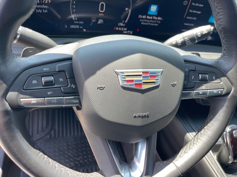 2024 Cadillac XT4 AWD Premium Luxury