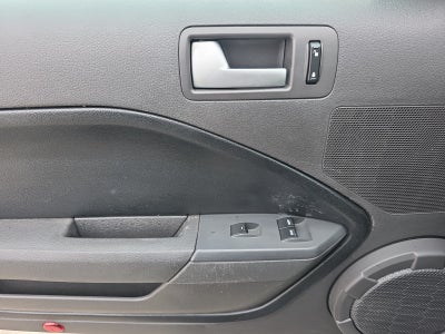 2008 Ford Mustang Deluxe