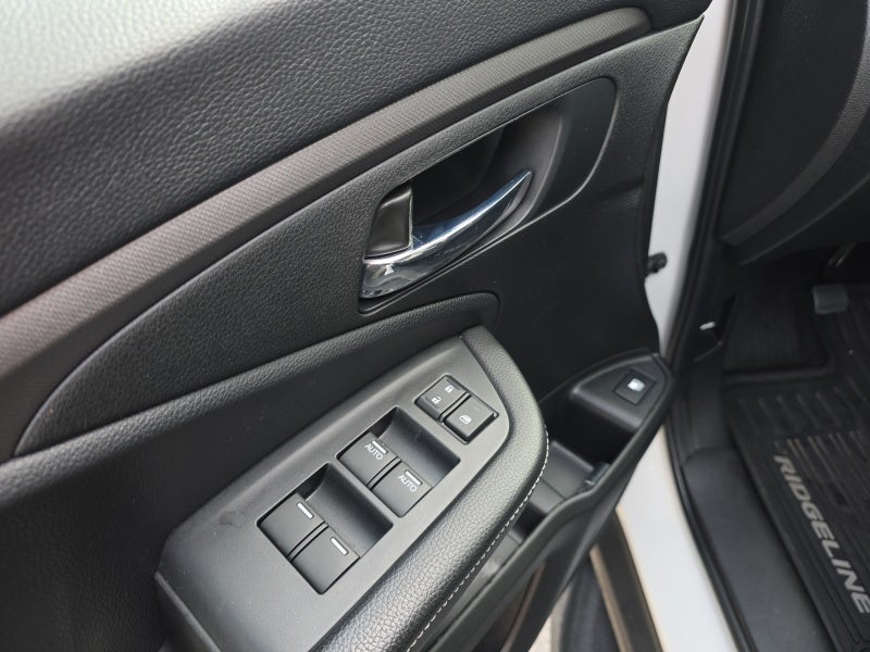 2021 Honda Ridgeline Sport