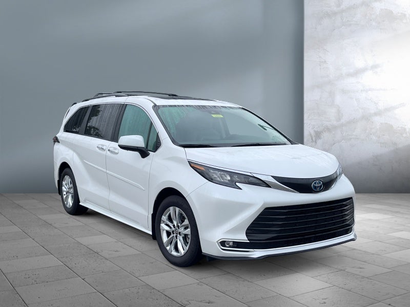 2024 Toyota Sienna XLE
