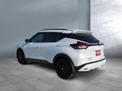 2021 Nissan Kicks SR