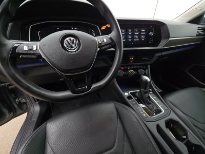 2019 Volkswagen Jetta SEL Premium