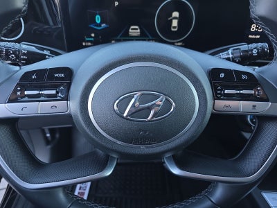 2022 Hyundai Elantra Limited