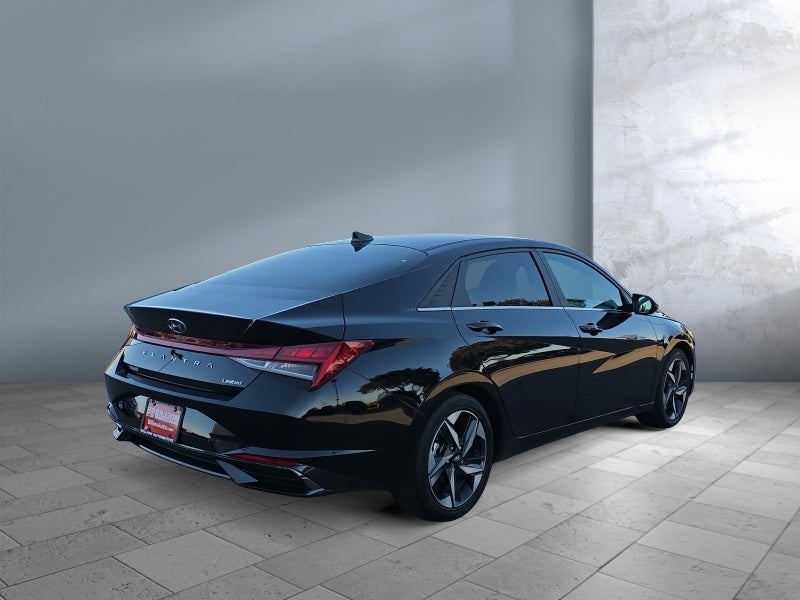 2022 Hyundai Elantra Limited