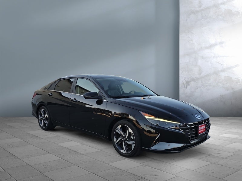 2022 Hyundai Elantra Limited