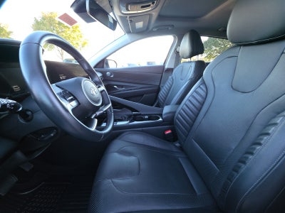 2022 Hyundai Elantra Limited