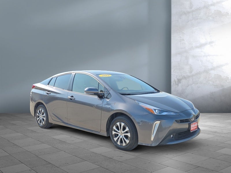 2019 Toyota Prius LE
