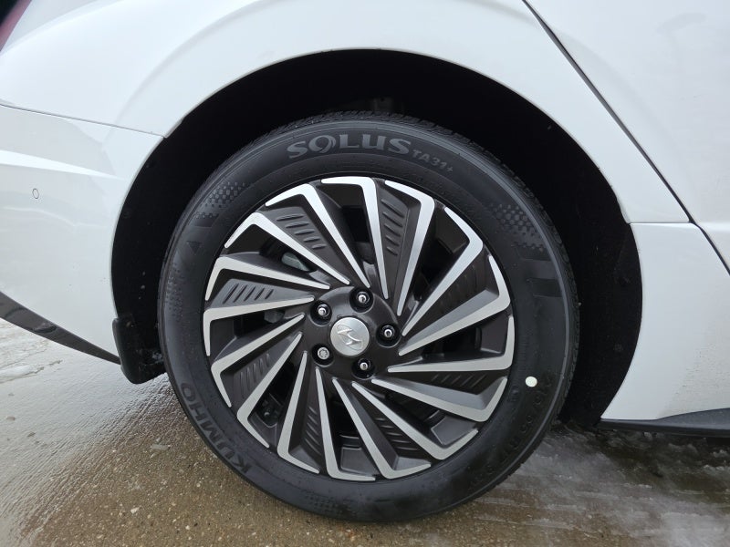 2023 Hyundai Sonata Hybrid Limited