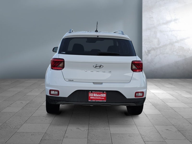 2023 Hyundai Venue SEL