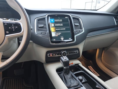 2020 Volvo XC90 Momentum