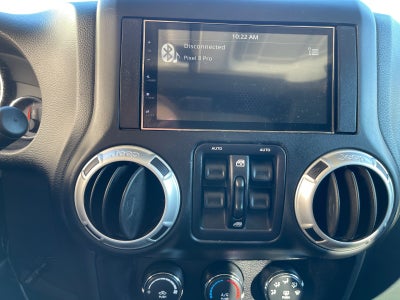 2018 Jeep Wrangler JK Sahara