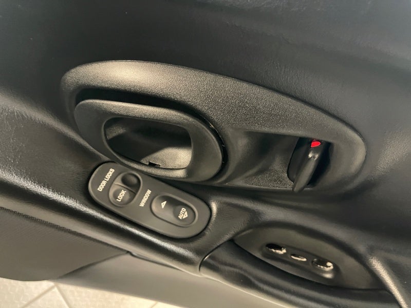 2001 Chevrolet Corvette 2dr Convertible