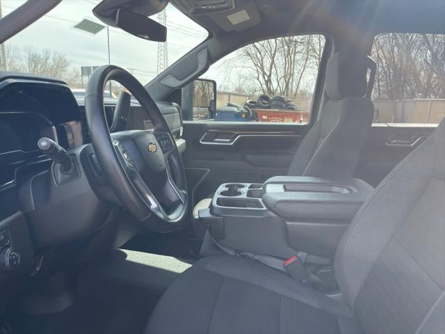 2025 Chevrolet Silverado HD LT