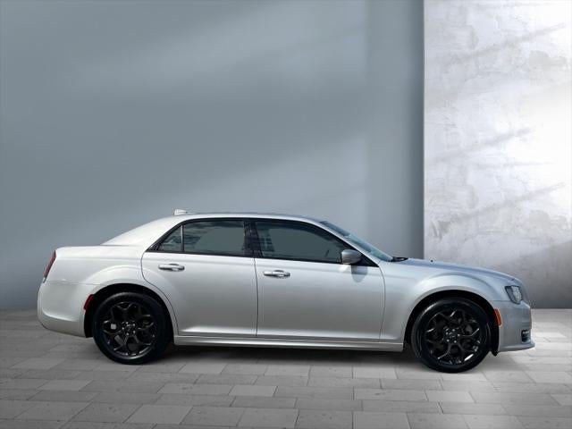 2022 Chrysler 300 Touring L