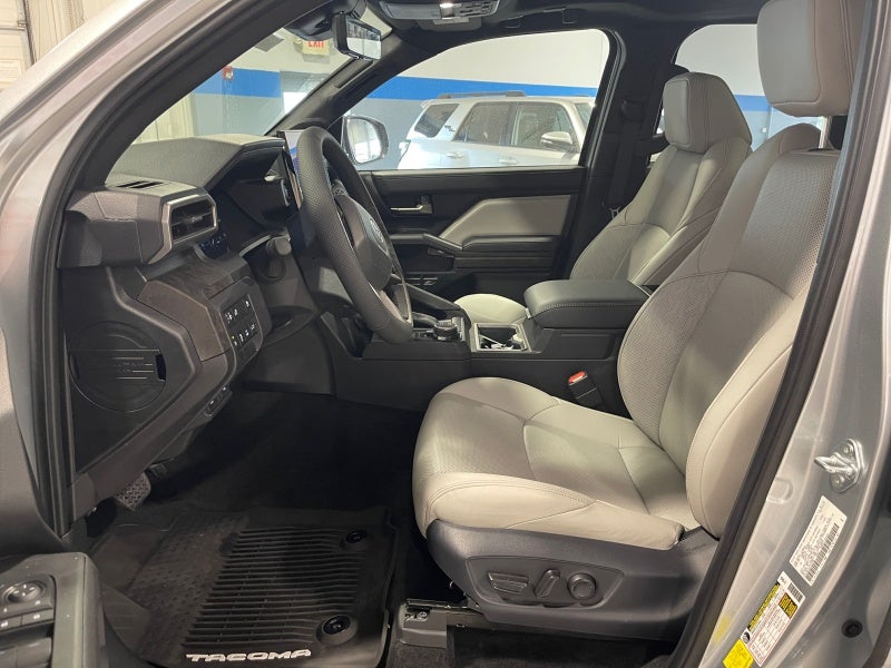 2025 Toyota TACOMA LTD HV Limited Hybrid