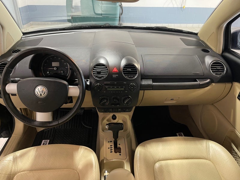 2007 Volkswagen Beetle 2dr Auto Coupe