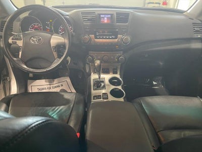 2012 Toyota HIGHLANDER SE