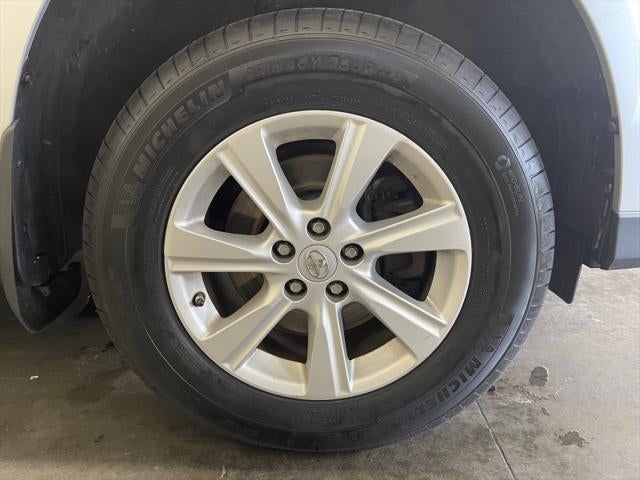 2012 Toyota HIGHLANDER SE