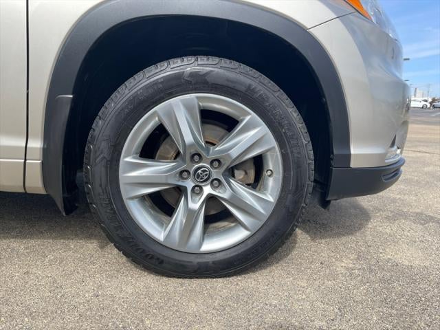2016 Toyota HIGHLANDER Limited Platinum