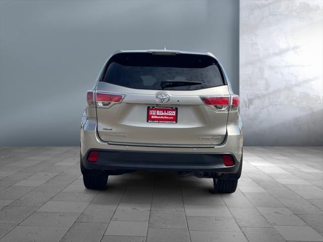 2016 Toyota HIGHLANDER Limited Platinum