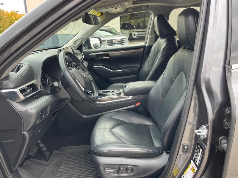 2021 Toyota HIGHLANDER Limited