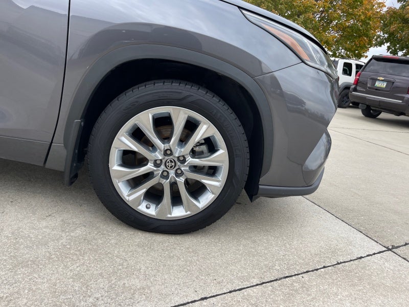 2021 Toyota HIGHLANDER Limited