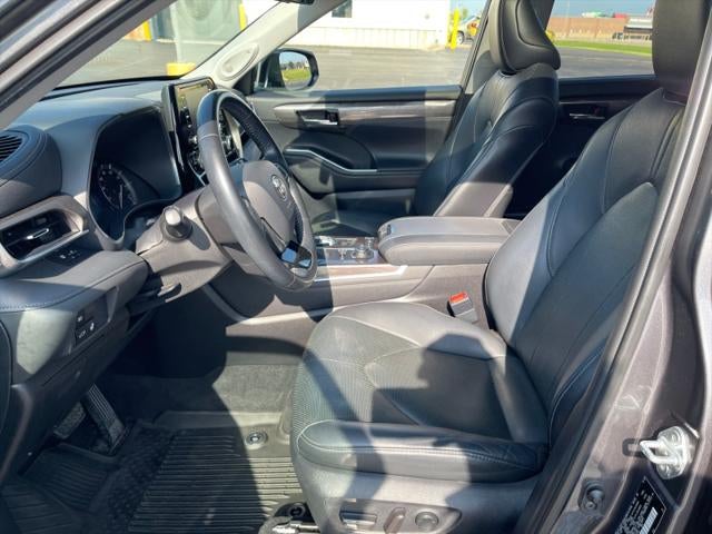 2021 Toyota HIGHLANDER Limited