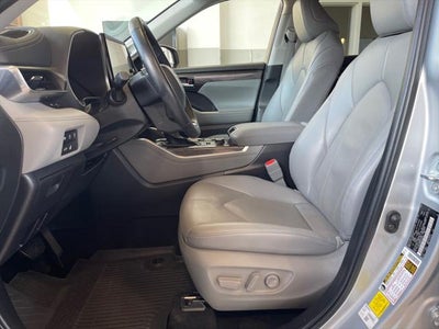 2023 Toyota HIGHLANDER Limited
