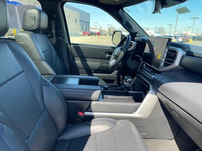 2024 Toyota SEQUOIA 4WD Platinum