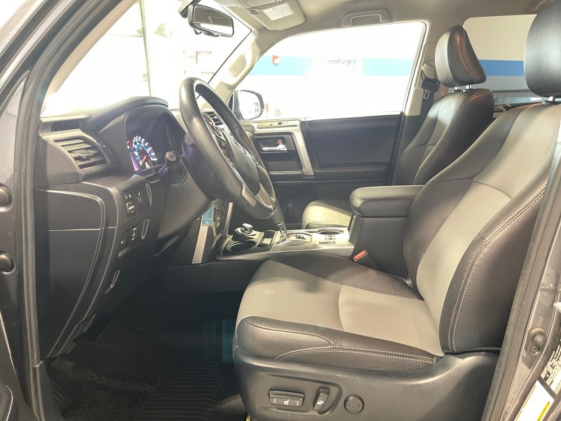 2018 Toyota 4RUNNER SR5 Premium