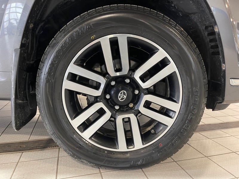 2019 Toyota 4RUNNER Limited