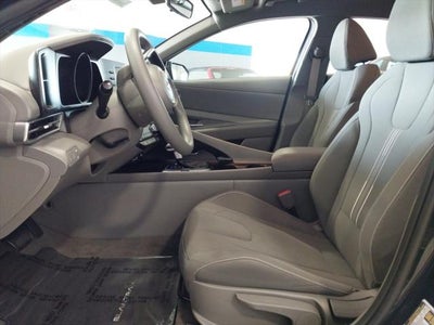 2023 Hyundai Elantra Blue