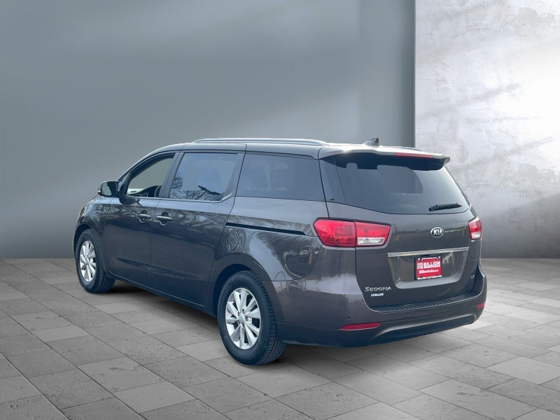 2016 Kia Sedona LX