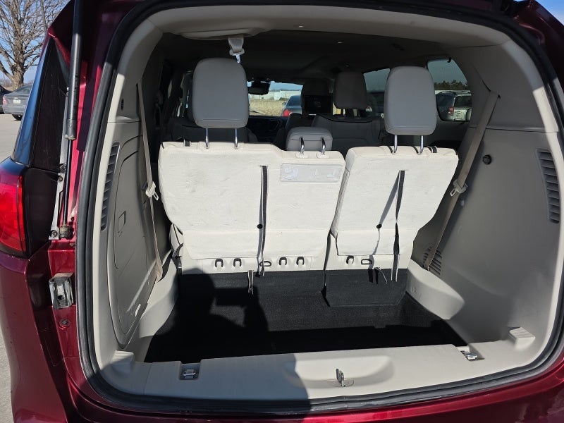 2017 Chrysler Pacifica Hybrid Platinum