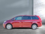 2016 Toyota Sienna LE