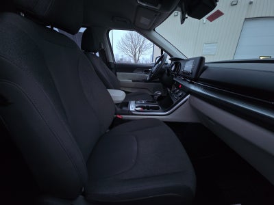 2022 Kia Carnival LX